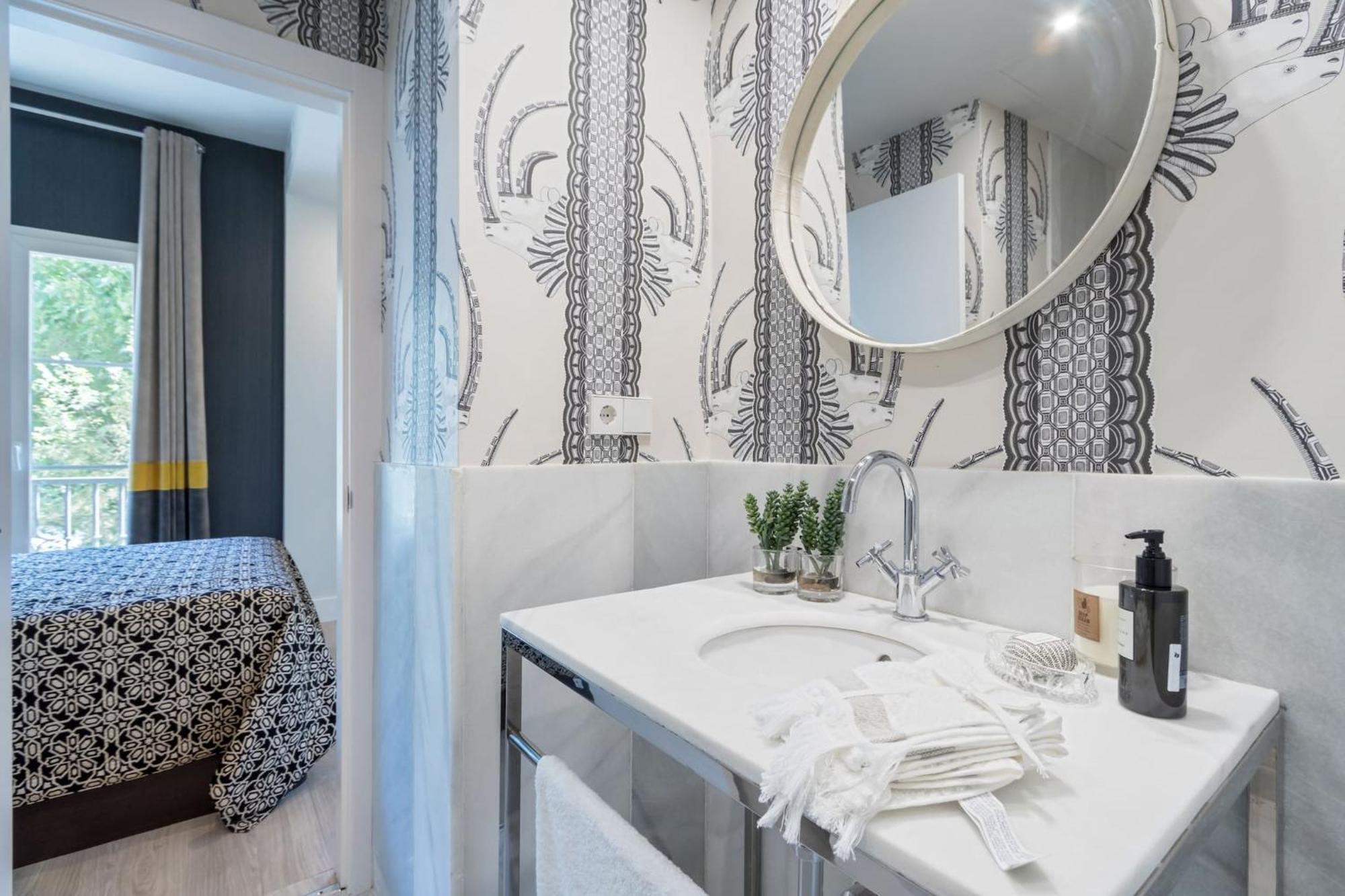 Trinidad Deluxe 2 Apartment กรานาดา ภายนอก รูปภาพ